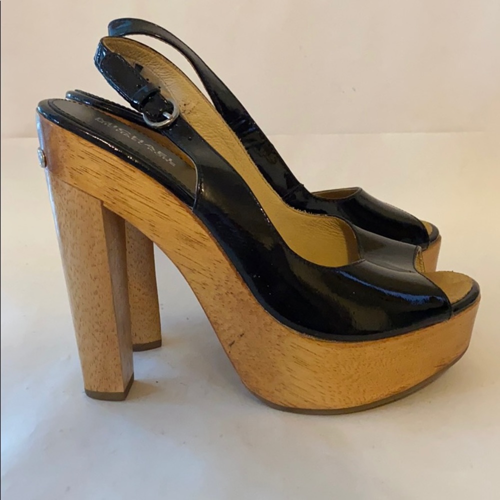 Michael Kors platform size 8M like new - Picture 2 of 9
